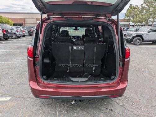 Velvet Red Pearlcoat 2018 Chrysler Pacifica Touring-L Plus