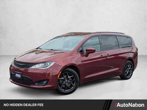 Velvet Red Pearlcoat 2018 Chrysler Pacifica Touring-L Plus