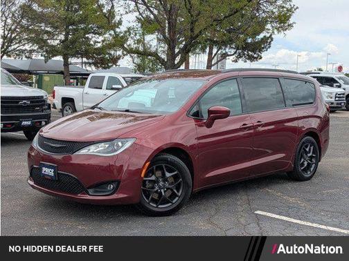 Velvet Red Pearlcoat 2018 Chrysler Pacifica Touring-L Plus