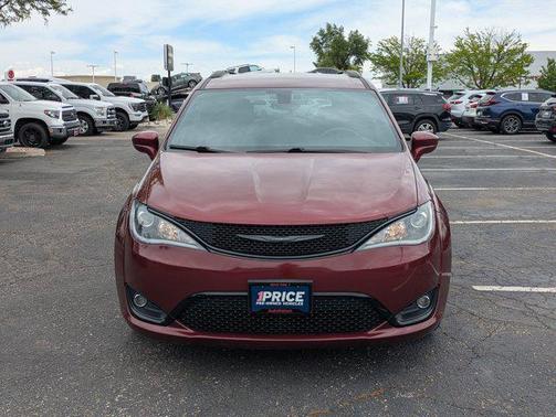 Velvet Red Pearlcoat 2018 Chrysler Pacifica Touring-L Plus