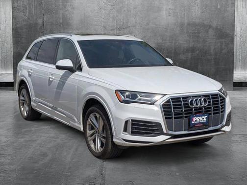2021 Audi Q7 45 Premium Plus