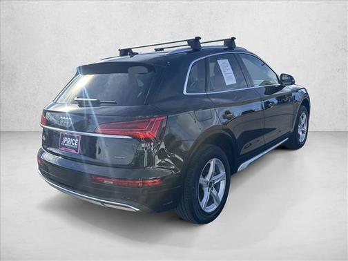 2022 Audi Q5 40 Premium