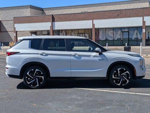2023 Mitsubishi Outlander PHEV SE S-AWC