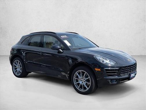 Black 2018 Porsche Macan Macan