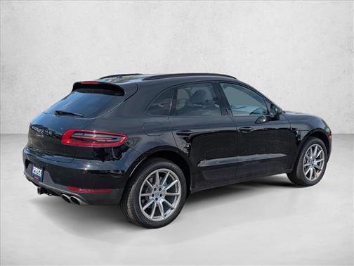 Black 2018 Porsche Macan Macan
