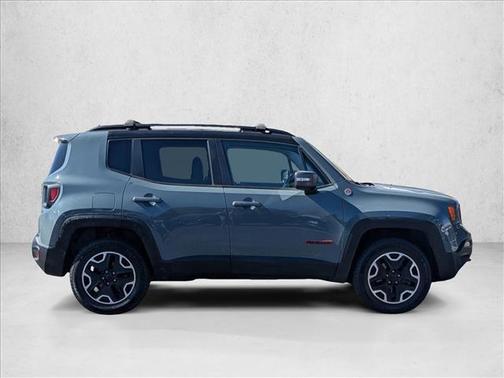 2016 Jeep Renegade Trailhawk