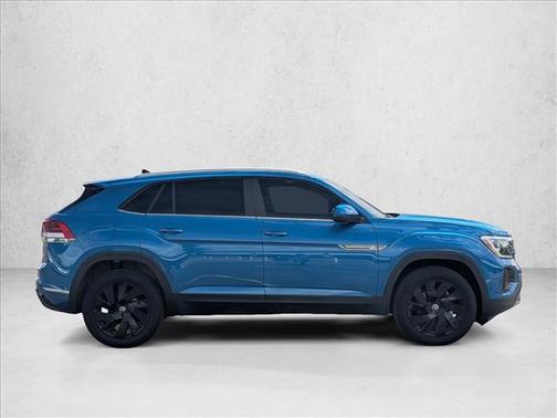 2024 Volkswagen Atlas Cross Sport 2.0T SE w/Technology 4MOTION