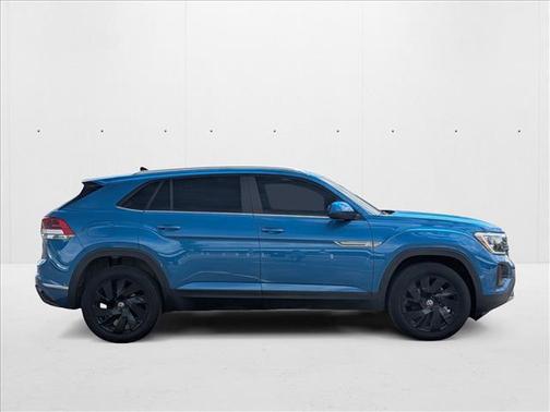 2024 Volkswagen Atlas Cross Sport 2.0T SE w/Technology 4MOTION