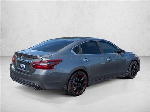 Gun Metallic 2018 Nissan Altima 2.5 SR