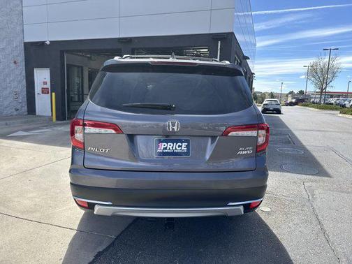 Modern Steel Metallic 2021 Honda Pilot AWD Elite