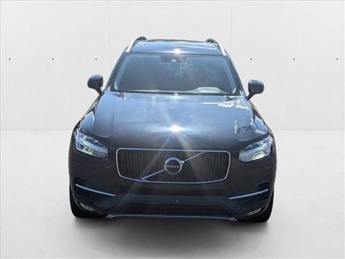 2019 Volvo XC90 T6 Momentum