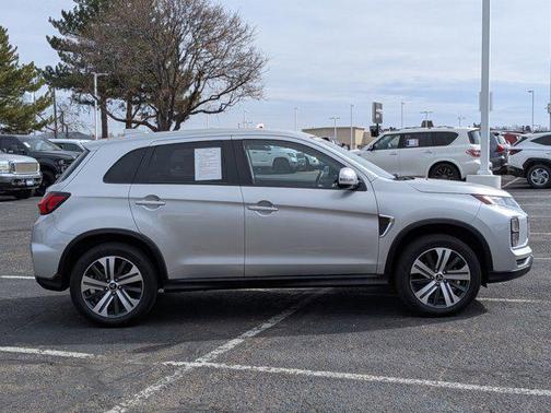 2024 Mitsubishi Outlander Sport SE