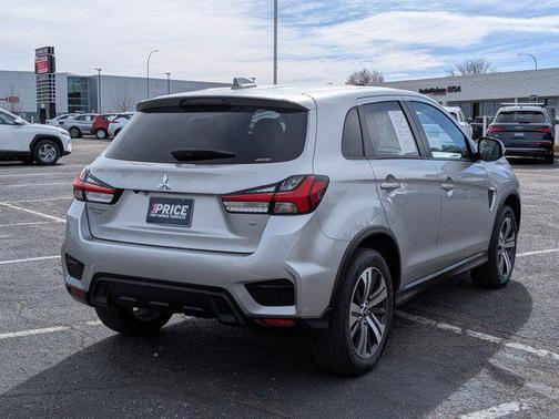 2024 Mitsubishi Outlander Sport SE