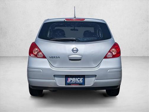 2010 Nissan Versa 1.8 S