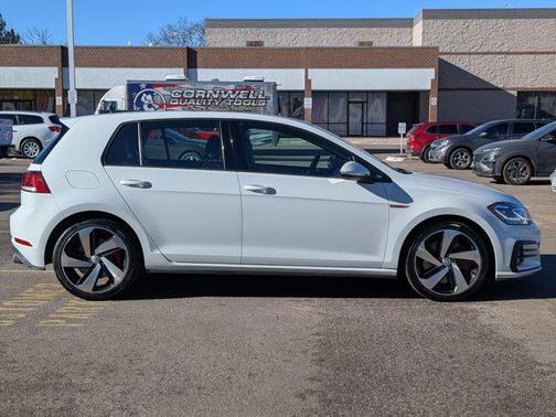 2020 Volkswagen Golf GTI 2.0T SE DSG