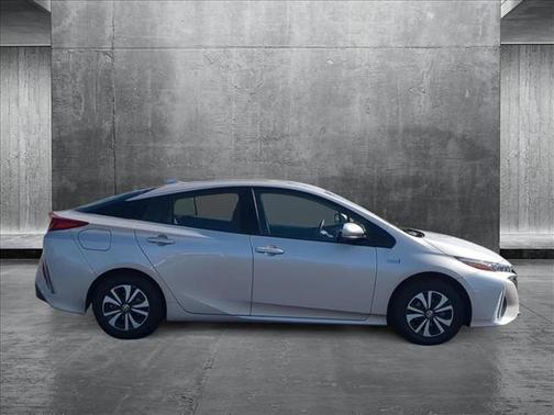 2017 Toyota Prius Prime Plus