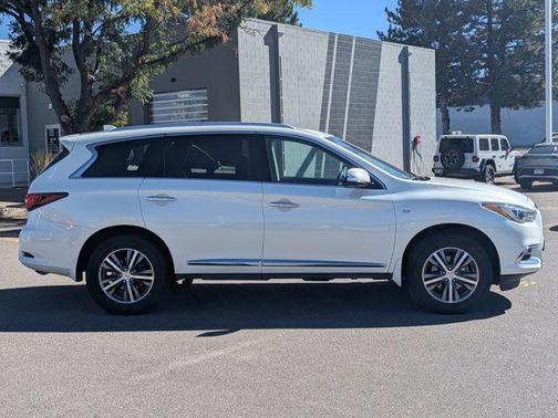 2020 INFINITI QX60 Luxe