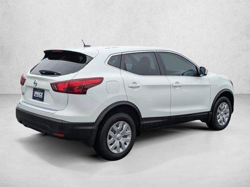 Glacier White 2018 Nissan Rogue Sport S