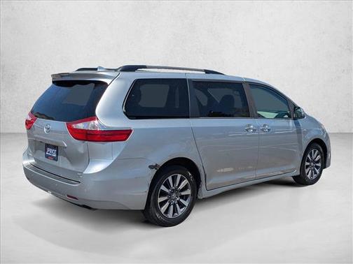 Celestial Silver Metallic 2019 Toyota Sienna Limited Premium