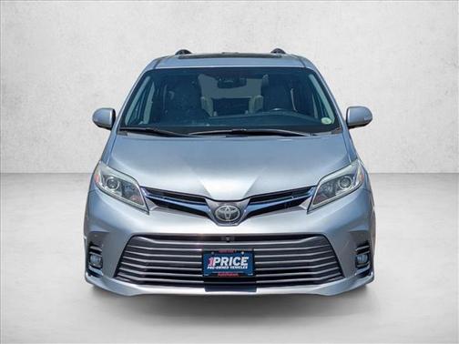 Celestial Silver Metallic 2019 Toyota Sienna Limited Premium