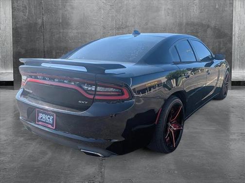 2017 Dodge Charger SXT