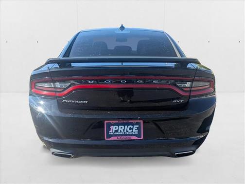 2017 Dodge Charger SXT