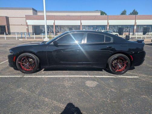2017 Dodge Charger SXT