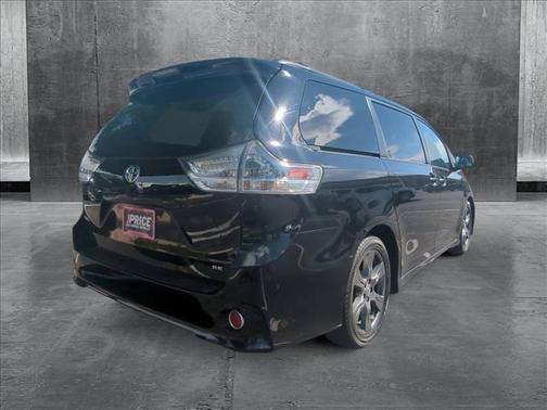 2017 Toyota Sienna SE Premium
