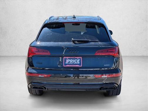 2022 Audi Q5 45 S line Premium Plus
