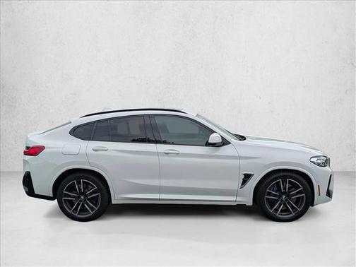 Alpine White 2022 BMW X4 M AWD