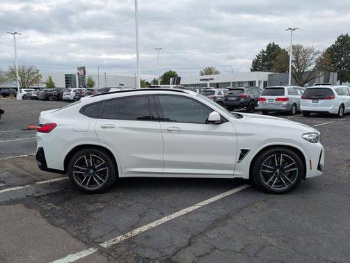 Alpine White 2022 BMW X4 M AWD