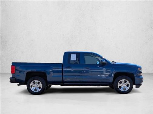 2017 Chevrolet Silverado 1500 2LT