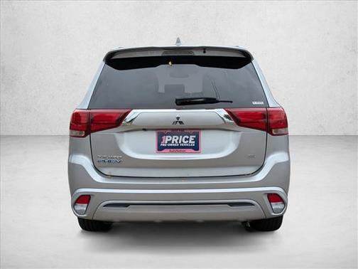 2022 Mitsubishi Outlander PHEV SEL