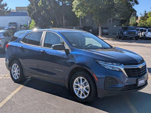 2022 Chevrolet Equinox LS