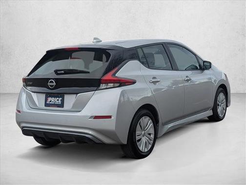 2025 Nissan Leaf S