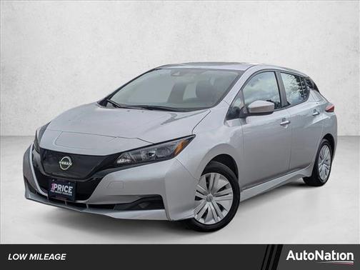 2025 Nissan Leaf S