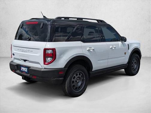 Oxford White 2023 Ford Bronco Sport Badlands