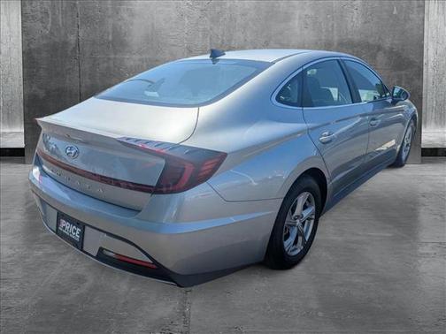 2021 Hyundai SONATA SE