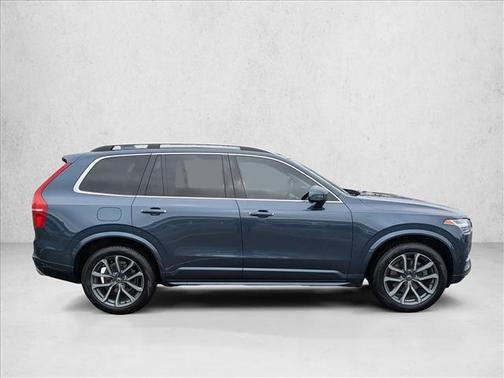 Denim Blue Metallic 2019 Volvo XC90 T6 Momentum