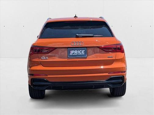 2020 Audi Q3 45 S line Prestige