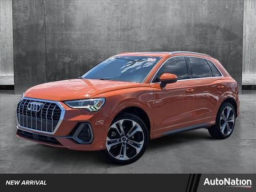 2020 Audi Q3 45 S line Prestige