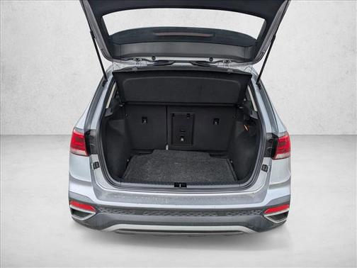 Pyrite Silver Metallic 2022 Volkswagen Taos 1.5T SE