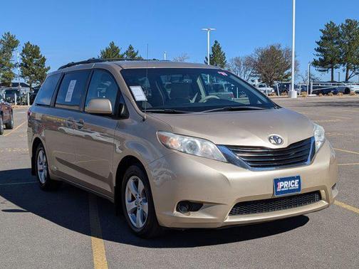 2011 Toyota Sienna LE