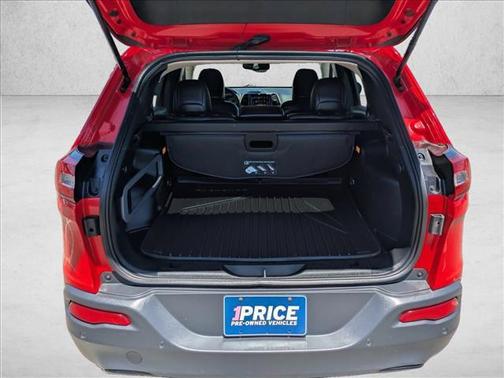 Firecracker Red Clearcoat 2017 Jeep Cherokee High Altitude