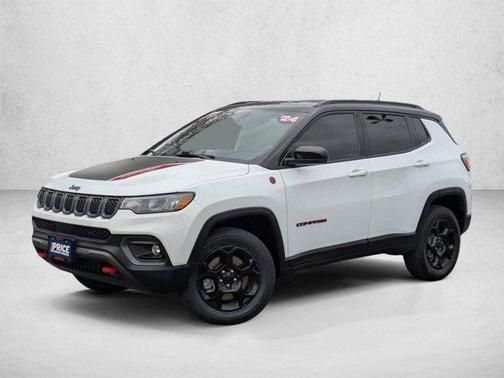 Bright White Clearcoat 2024 Jeep Compass Trailhawk