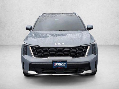 Everlasting Silver 2024 Kia Sorento S