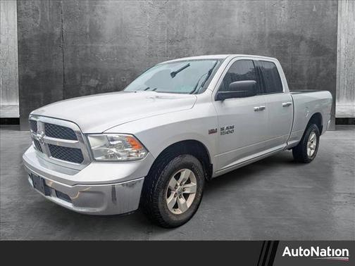 2017 RAM 1500 SLT