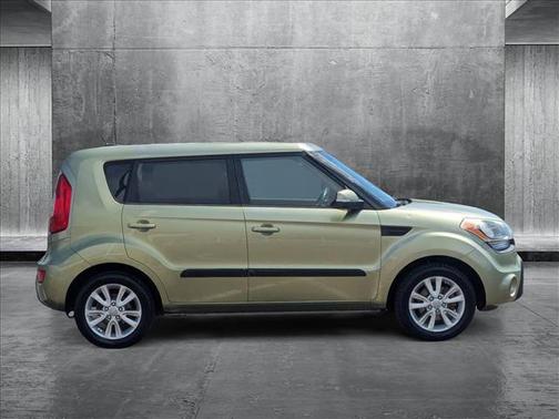 2012 Kia Soul +