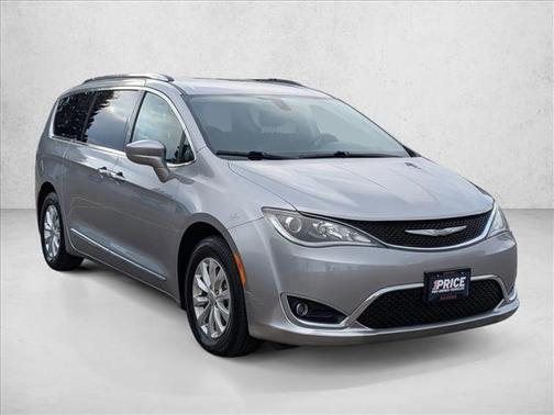 2018 Chrysler Pacifica Touring-L