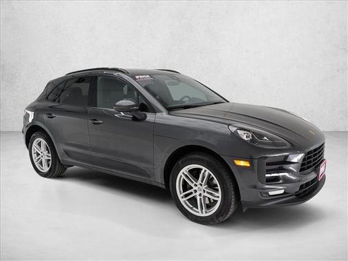 Volcano Grey Metallic 2019 Porsche Macan Macan